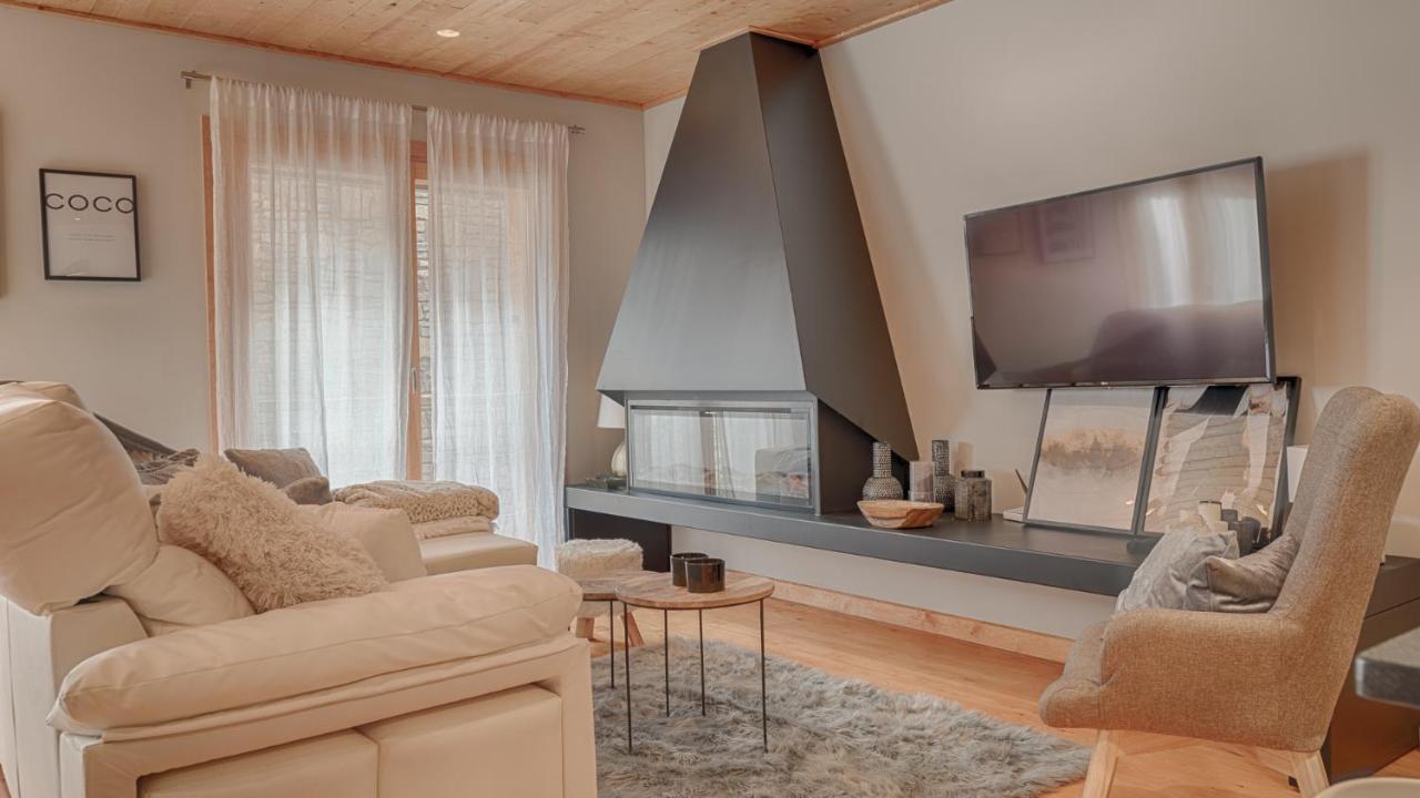 Saplan Real Estate Sarraera Villa Vielha Eksteriør billede