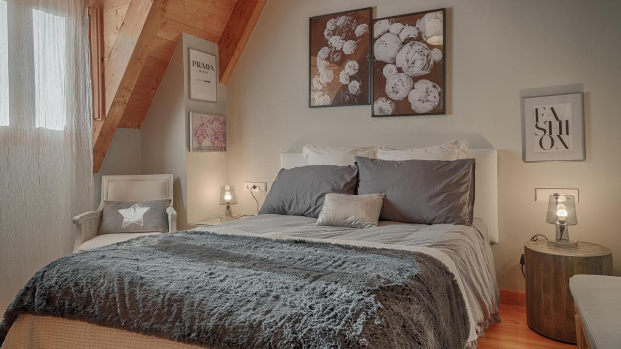Saplan Real Estate Sarraera Villa Vielha Eksteriør billede